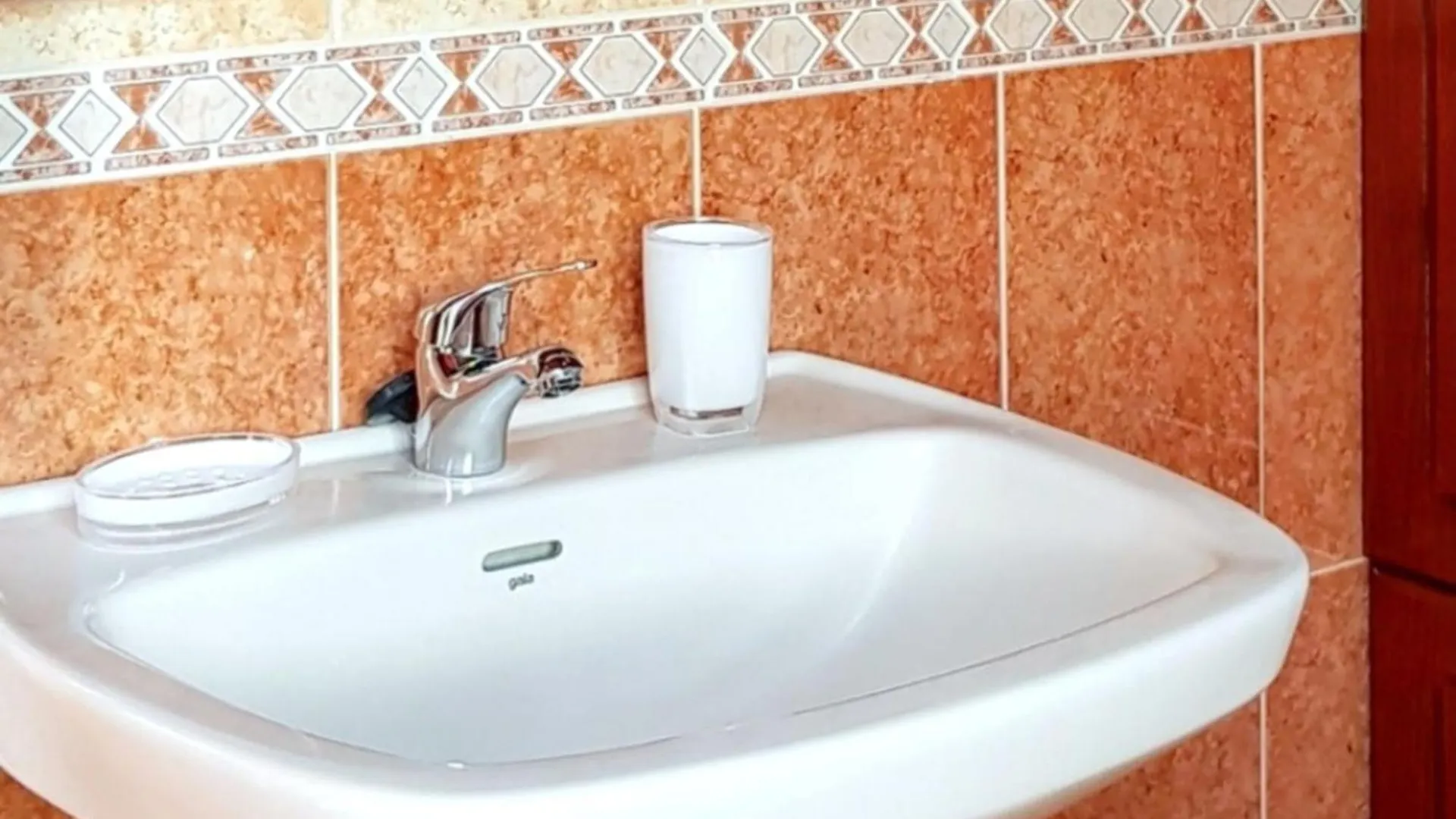 Santiago Terrace: Beachside Apartment with Wi-Fi Puerto de Santiago