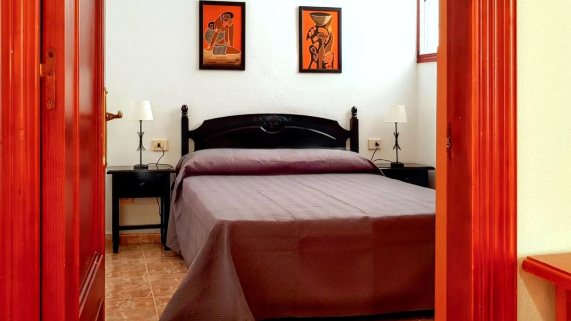 Santiago Terrace: Beachside Apartment with Wi-Fi Puerto de Santiago  0*, Puerto de Santiago (Tenerife)